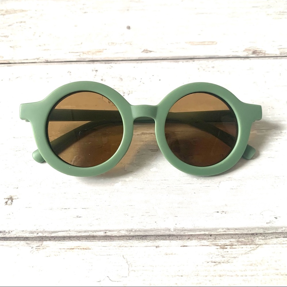 Kids Recycled Plastic Green Retro Round Sunglasses Fits Ages 1-6 Years NEW